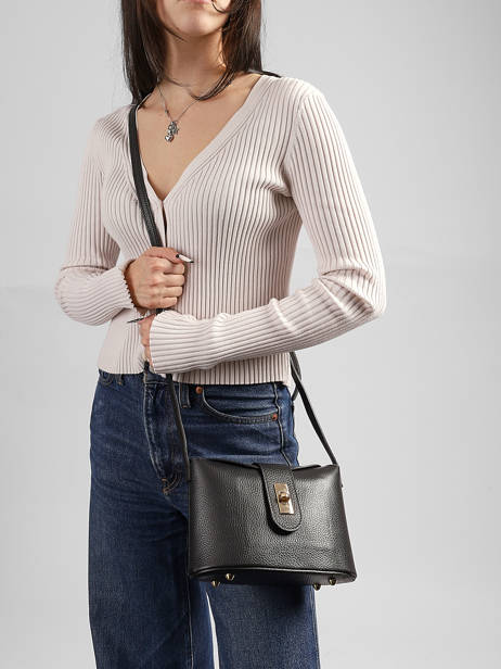 Shoulder Bag Caviar Leather Milano Black caviar CA26065 other view 1